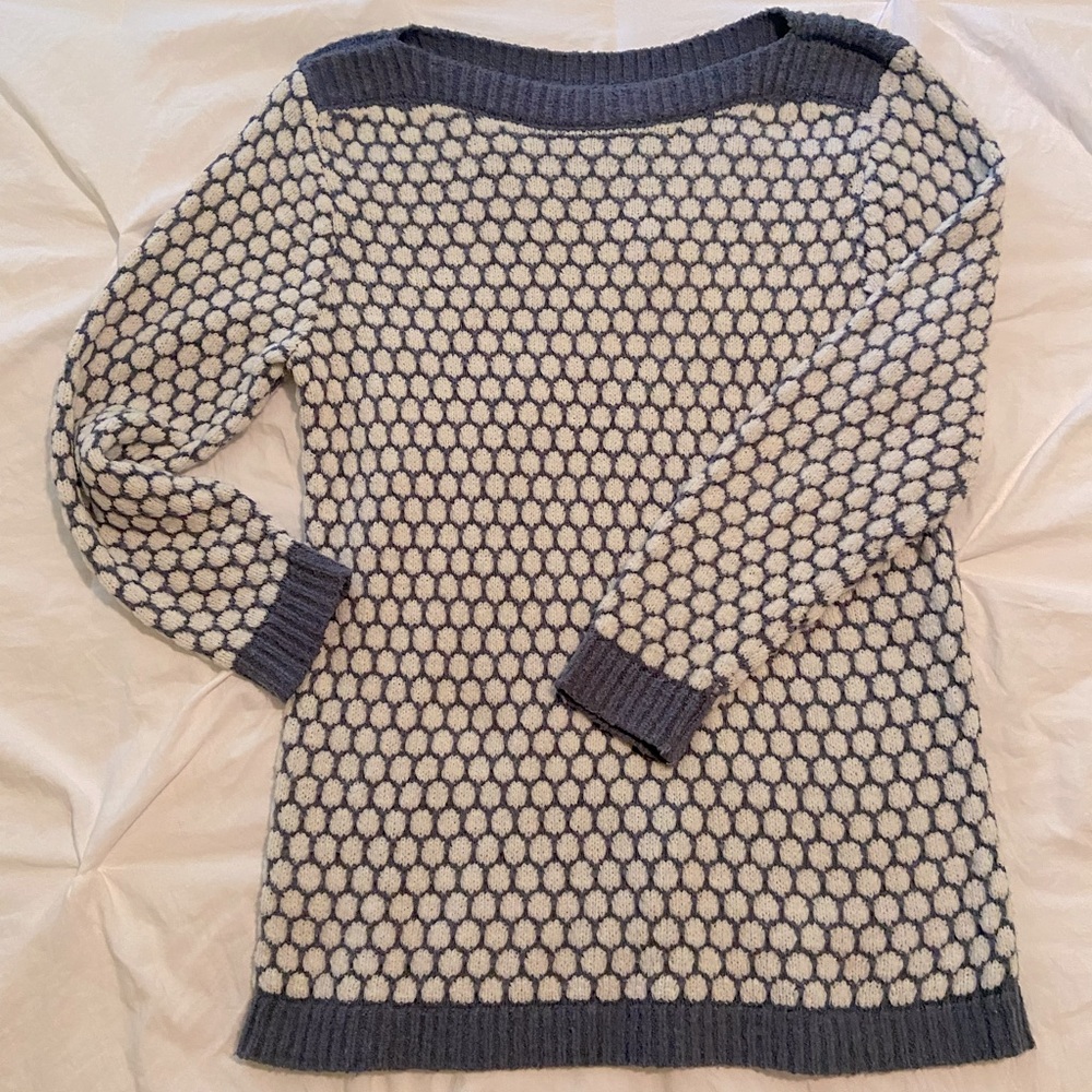 Dusty Blue and Cream 3/4 Sleeve Length Women's Sweater